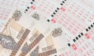 Kupony lotto i banknoty 200 zł. Czy to szczęśliwy dzień na sprawdzenie kuponu lotto?
