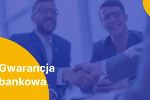 Gwarancja bankowa przy loterii promocyjnej: po co jest i ile kosztuje. Dwie osoby ściskają sobie dłonie.