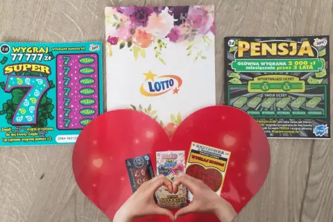 Zdrapki Lotto, w tym "Pensja" z wygraną 2000 zł miesięcznie, sugerują, gdzie odebrać wygraną ze zdrapki powyżej dwóch tysięcy złotych.