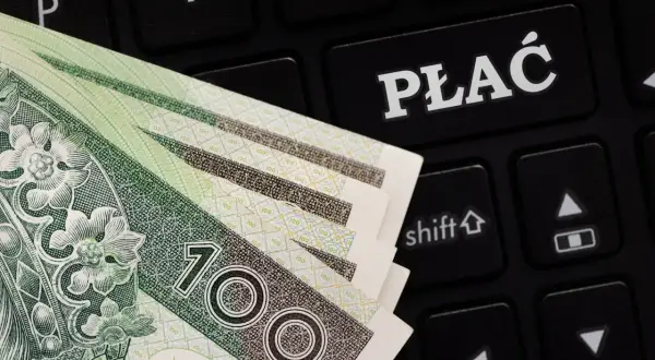 Pieniądze na klawiaturze obok klawisza "PŁAĆ". Historia największych kar od UOKiK za loterie smsowe i audiotekstowe.