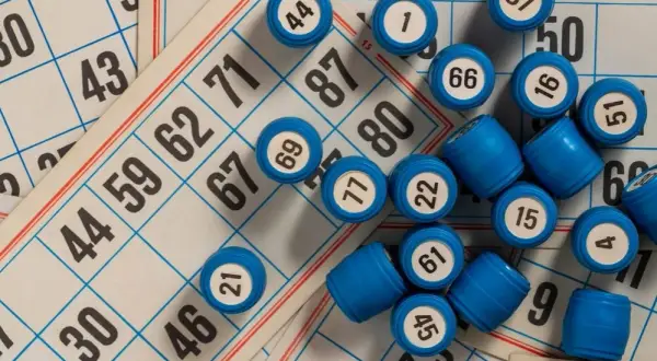 Czy granie w lotto przez internet jest bezpieczne? Odkryj prawdę o ryzyku