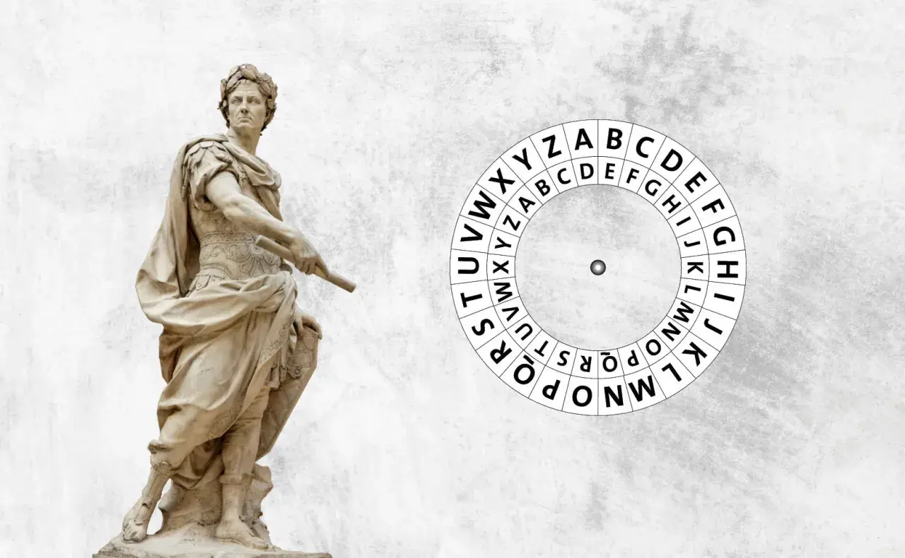 Rzymski posąg i koło szyfrujące. Kryptografia dla początkujących: jak złamać prosty szyfr Cezara.