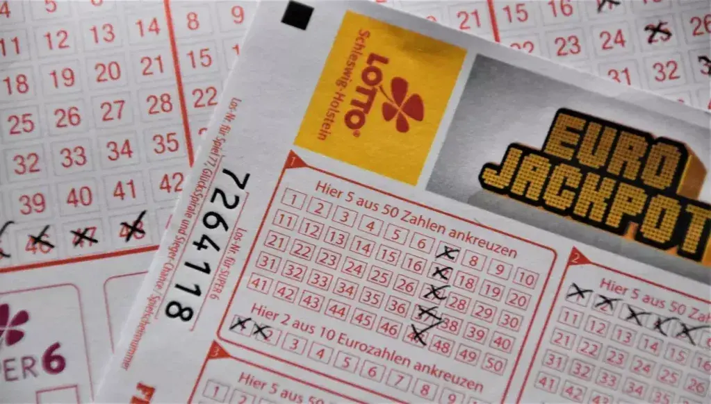 Gdzie wymienić zdrapki lotto? Sprawdź, gdzie odbierzesz wygraną