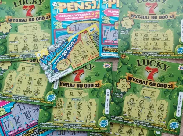 Kiedy nowe zdrapki! Stos losów "Lucky 7" i "Vabank" z szansą na wygrane 50 000 zł i 20 000 zł.